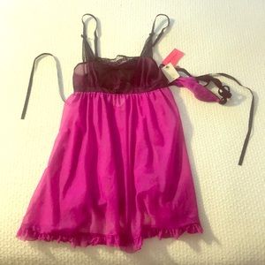 Betsy Johnson black and fucia lingerie NWT